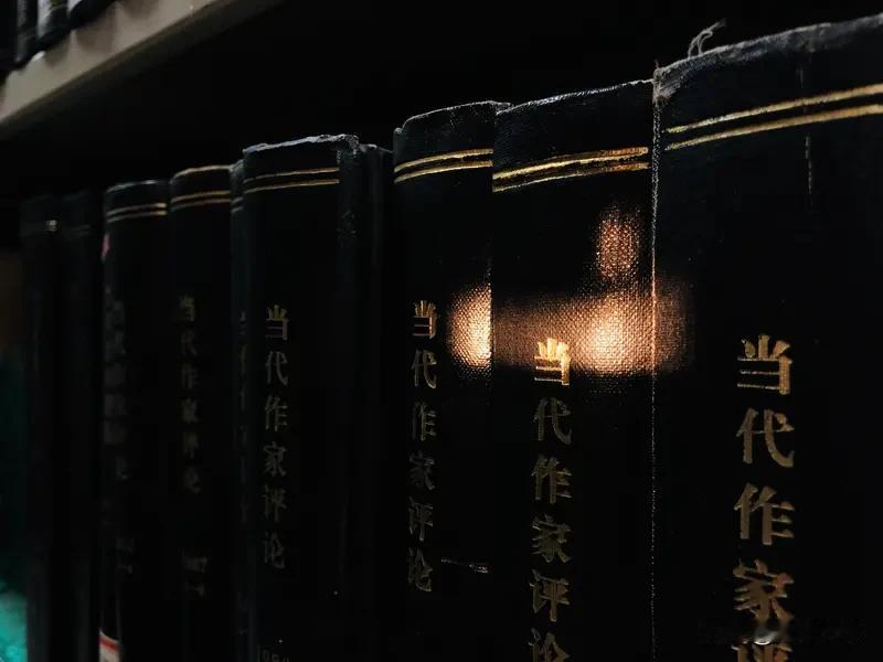 国人获诺贝尔奖人数少，情况复杂。从数据看，不少华人获诺奖，但以中国身份获奖的仅莫