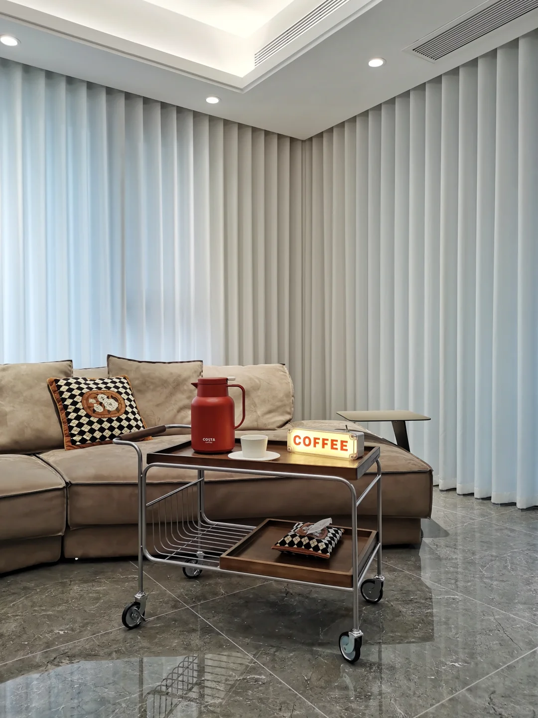 图一改图二丨有娃家庭不配拥有小推车😭