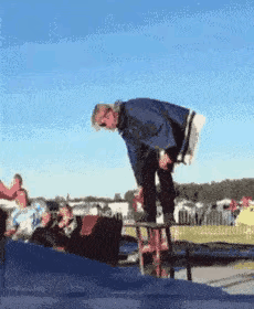 这是啥操作，自找苦吃？不明就里。