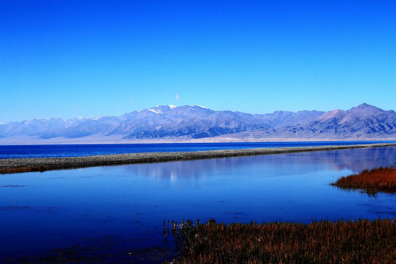 #秋日生活打卡季#
#一张图片证明你来过新疆#

【大西洋的最后一滴眼泪 赛里木