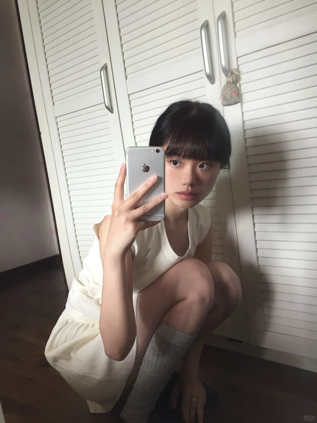 没啥拍就对镜自拍