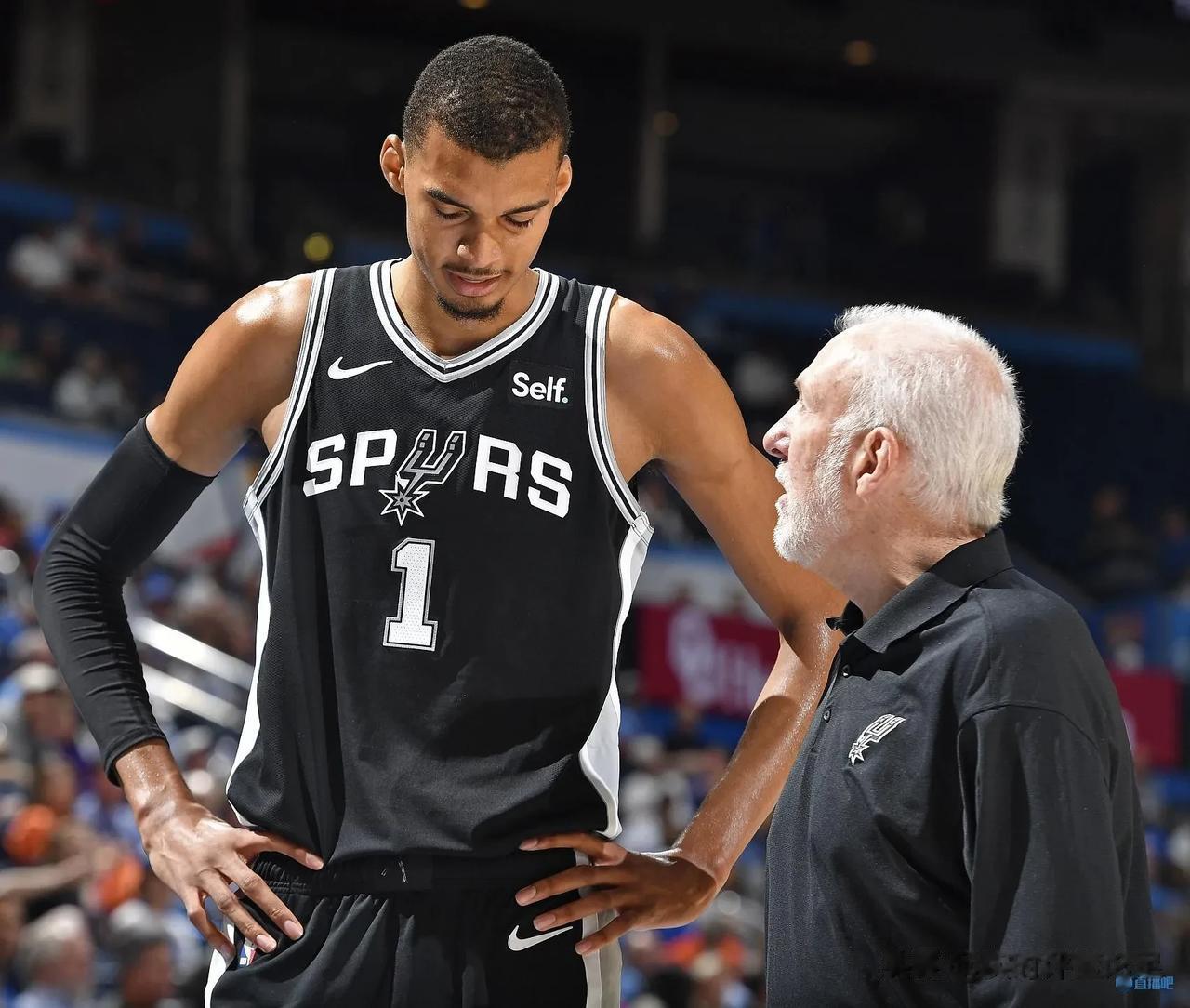 NBA季前赛，马刺122-117勇士，文班得到19+4+5的数据，不得不承认的2