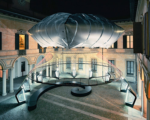 NIKE floats aero-static dome with flykni