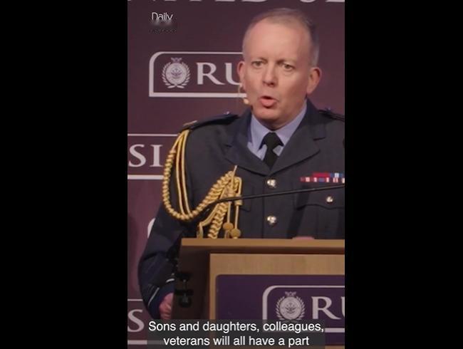 英国国防参谋长呼吁“准备牺牲儿女”，评论区大翻车

继法国军队总参谋长法比安·曼