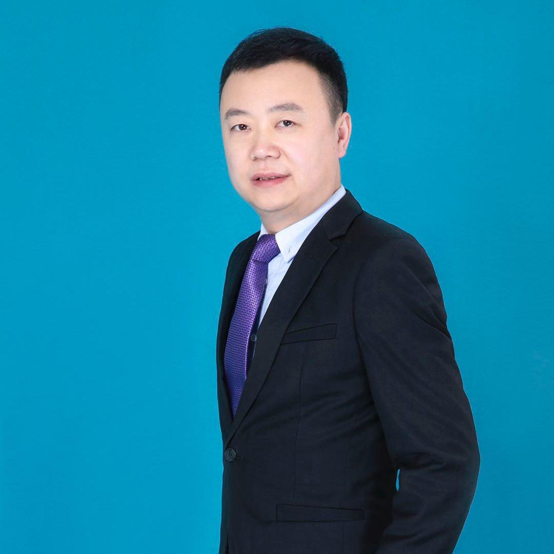 餐云酱料创始人何成：爱心不渝，坚持为湘菜赋能十六载

文/中国湘菜文化大师邓杰