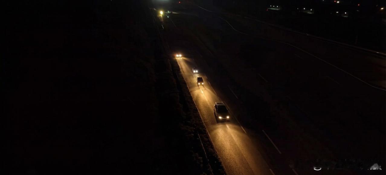 夜幕下的新发现，我军单兵防空对空观察警戒装备升级了

近日，中部战区陆军83集团