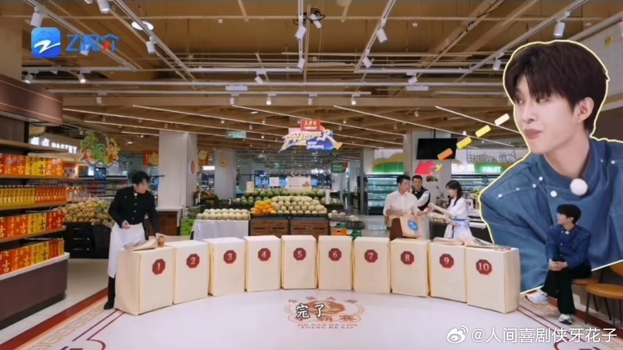 郑恺给白鹿撒饭白鹿一口吃半个鸡蛋奔跑吧   郑恺这“腹黑”属性藏不住了！故意拿鸡