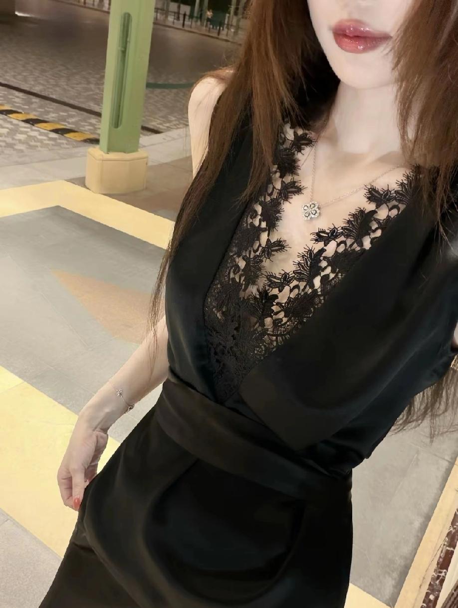 女神都爱这样穿搭吧气质感女神穿搭 日常美穿搭 性感穿搭风格 女神