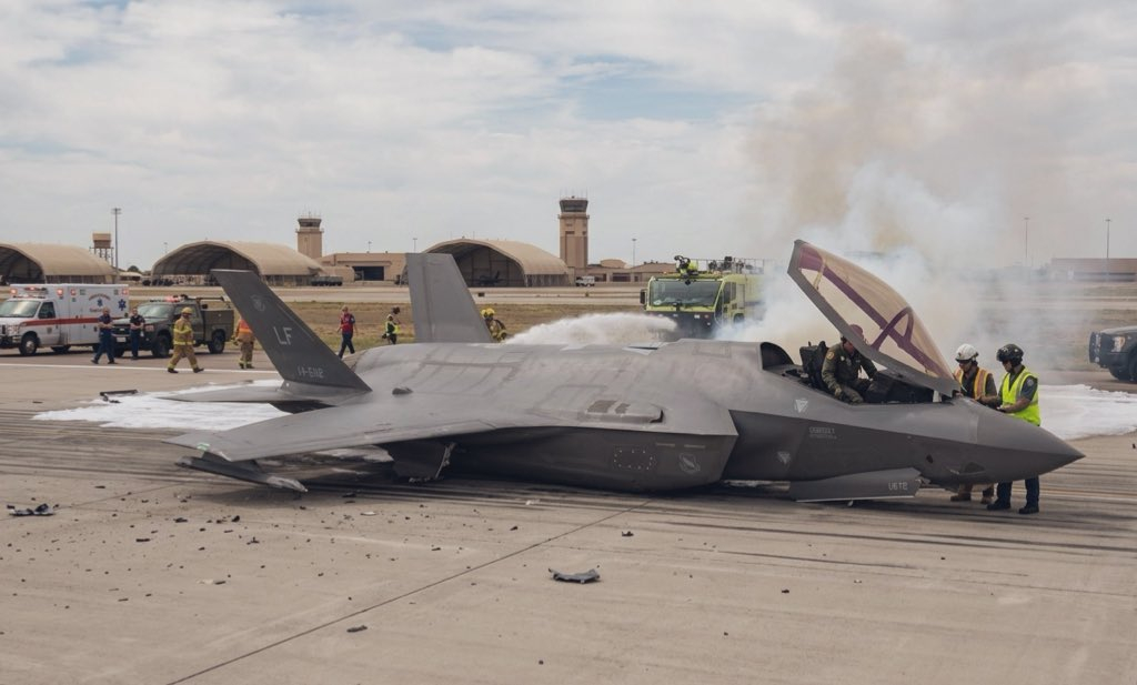 据CNN和多家媒体（包括《空军与太空部队》杂志）报道，一架美国F-35战机在伊朗