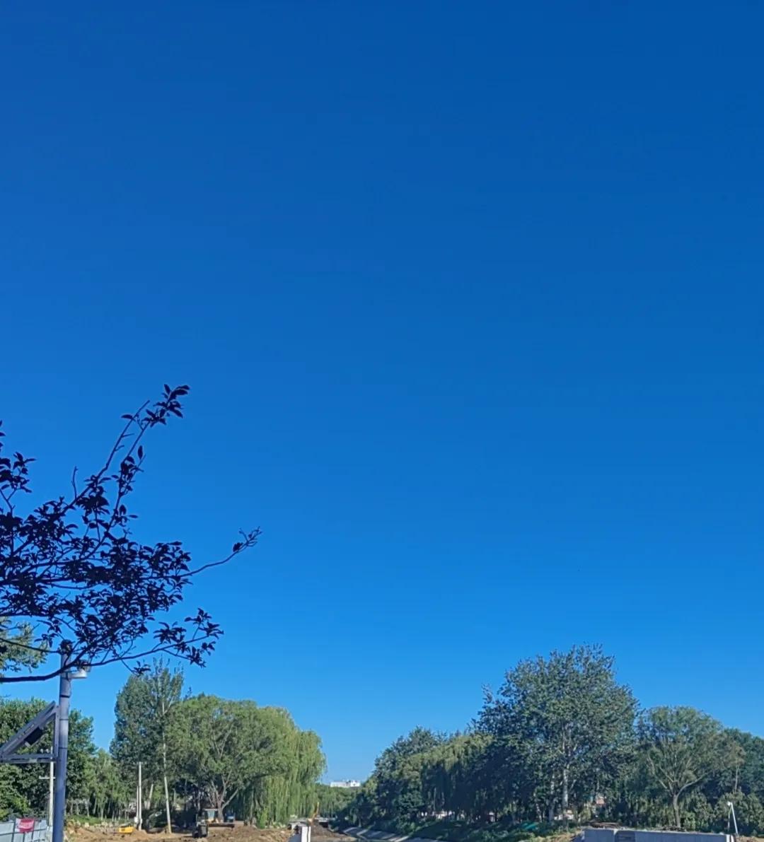 自己从项目部牢笼解放出来，在西安接了一个水利工程，以前认为很简单的事情，现在轮到