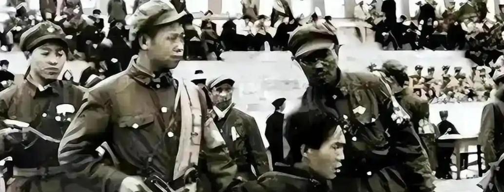 1970年代，戴笠孙子在安徽修拖拉机被判死刑时，他平静地说了一句话，身经百战的办
