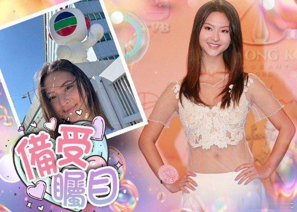 應屆港姐五強之一的蔡華英（Emily）,曾在童年時參演經典韓劇《大長今》，憑精緻