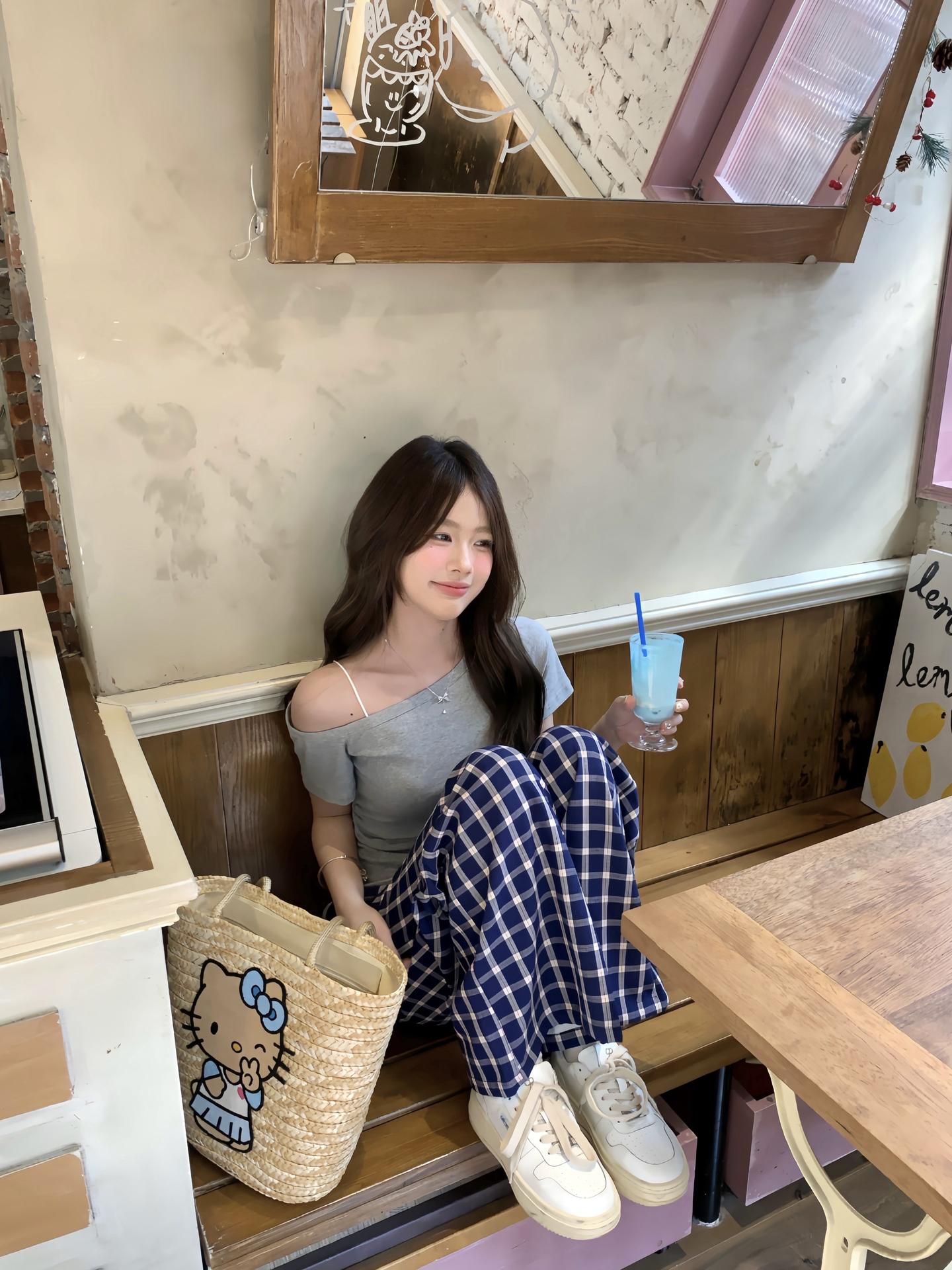 𖦹 ‧̫ 𖦹晒晕了今天