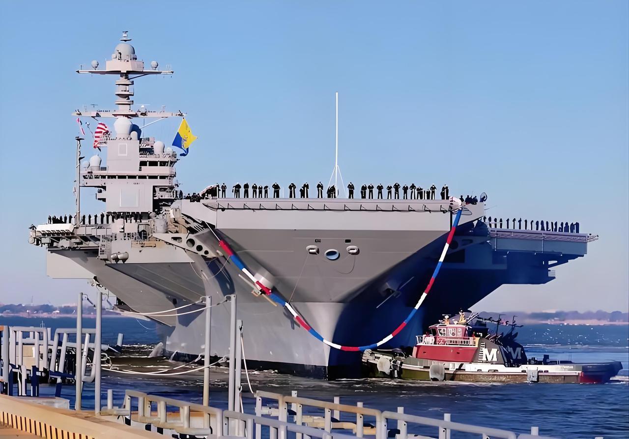 福特号航母上的4600名船员，大概气得直跺脚。

本来是结束部署，回美国，老婆孩