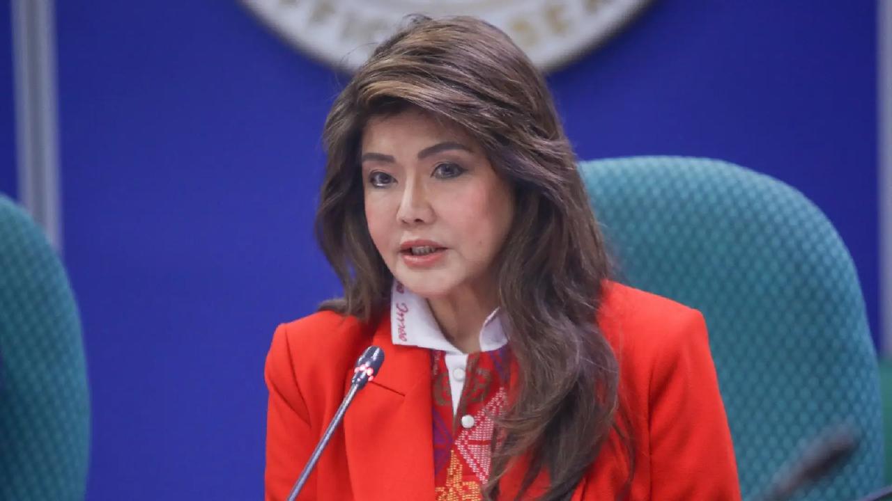 菲律宾马科斯家族竟能和马杜罗“同病相怜”，当年老马科斯倒台，也是被美国“绑架”？