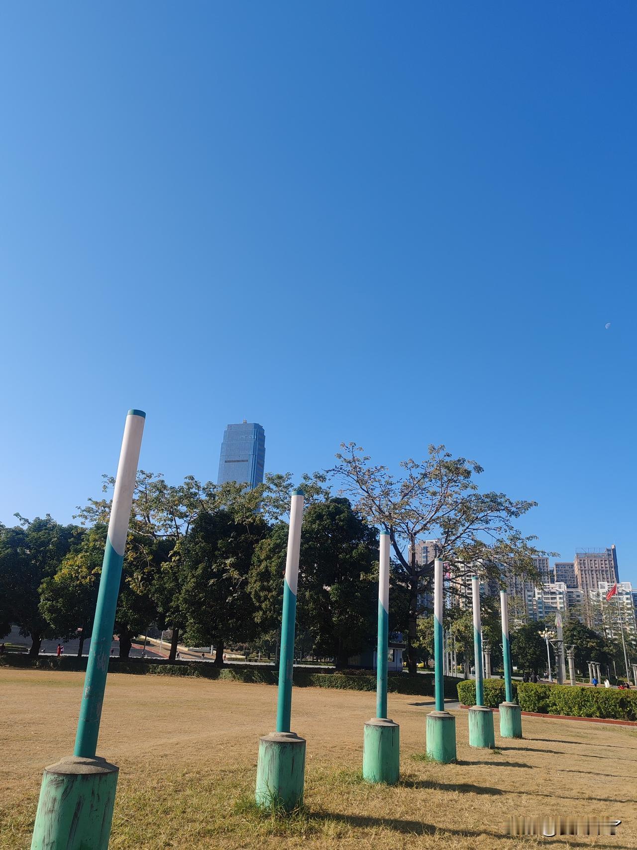 广东的客家人为啥只分布在北部呢?只能说广东的客家人主要分布在北部的梅州、河源、韶