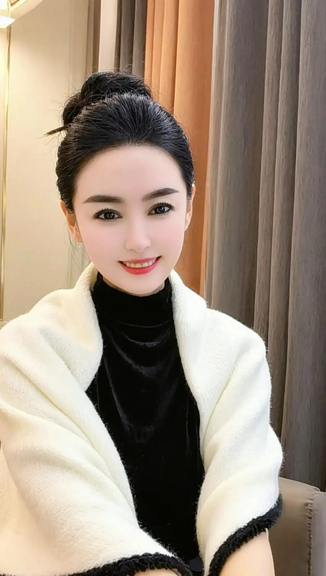 家人们情人节快乐