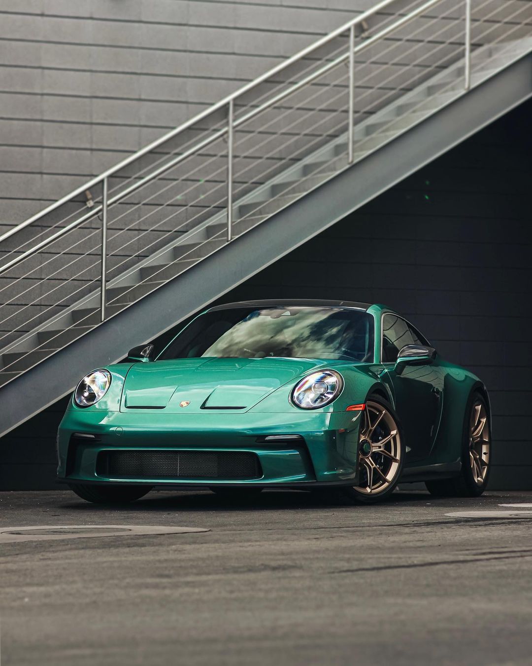 保时捷 911 GT3 Touring（PTS英赛车绿） ​​​