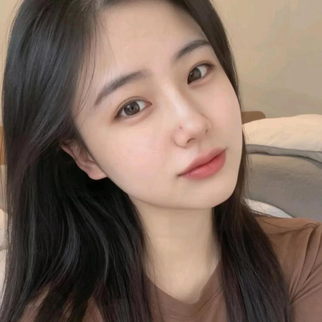 甜美笑容，元气满满，少女感十足！😊✨少女感笑容 少女感微笑女孩 少女的笑容 美