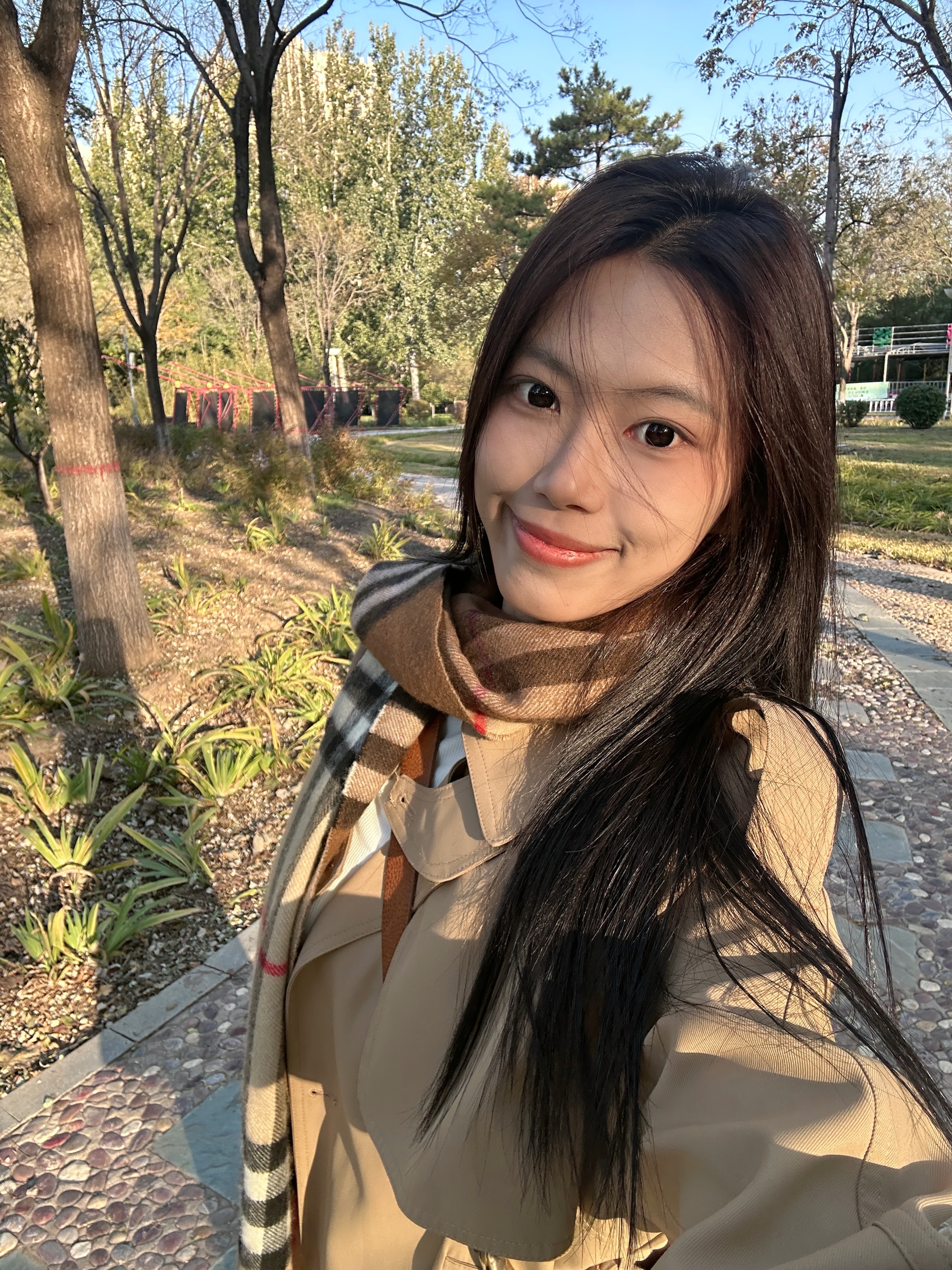 零跑Lafa 5价格来啦，价格竟然才9.28万起！之前我就说很喜欢这个小黄车，没