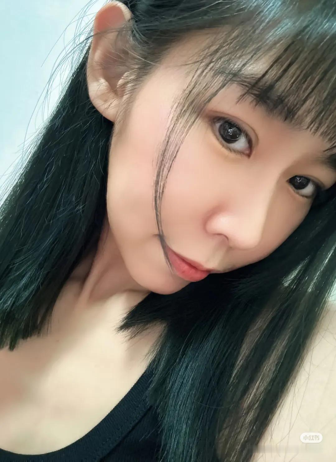 话说台湾近几年就推出了许多颜值和气质都相当不错的新晋博主，而MMFF就是其中之一