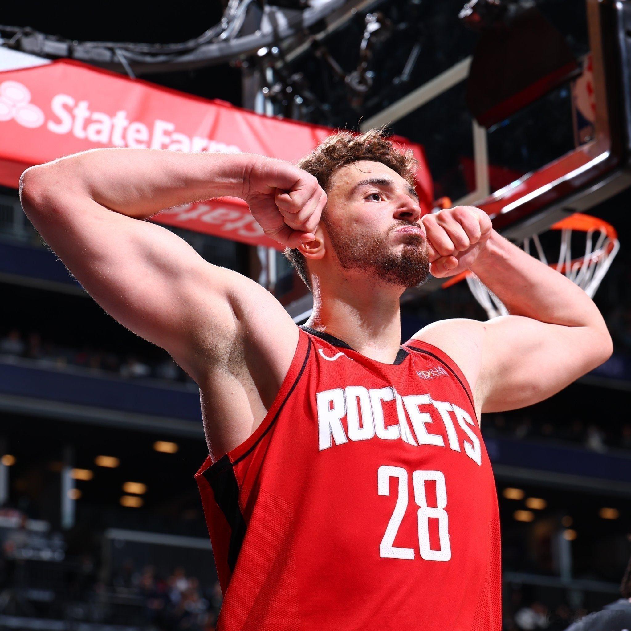 申京大号两双💪🏻25分15篮板 - 全场最高3助攻1抢断1封盖投篮25中11