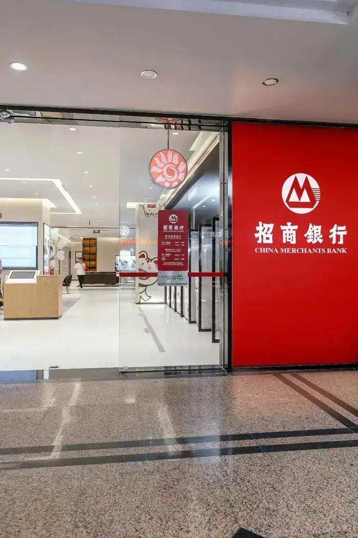 进入老年生活幸福的10种人：

1. 夫妻和睦，相伴到老的人

2. 懂得知足，