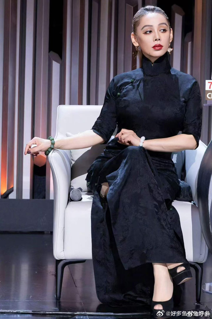 宁静不是定语女王是成语女王✨宁静点评舞台妙语连珠，气定神闲、以柔克刚信手拈来，满