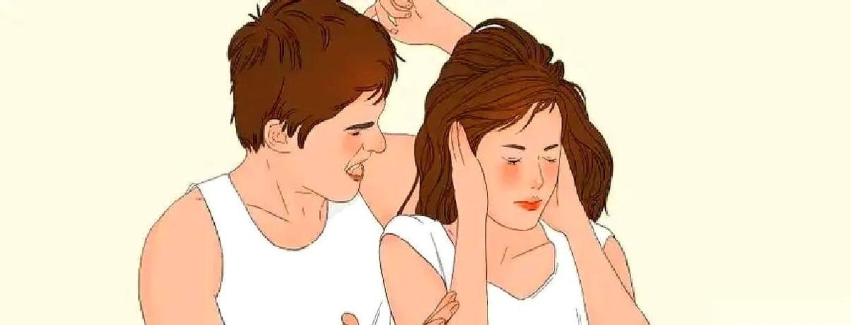 顺产才半个月，身上那股铁锈味都还没散干净。
半夜，老公的手就摸了过来，贴着我耳朵