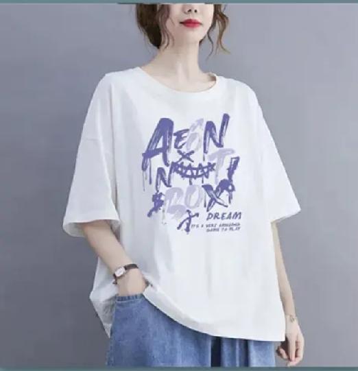 今天又买了一件短袖，纯白色,纯棉的,仅仅10块钱。

说真的,我都不得不佩服自己