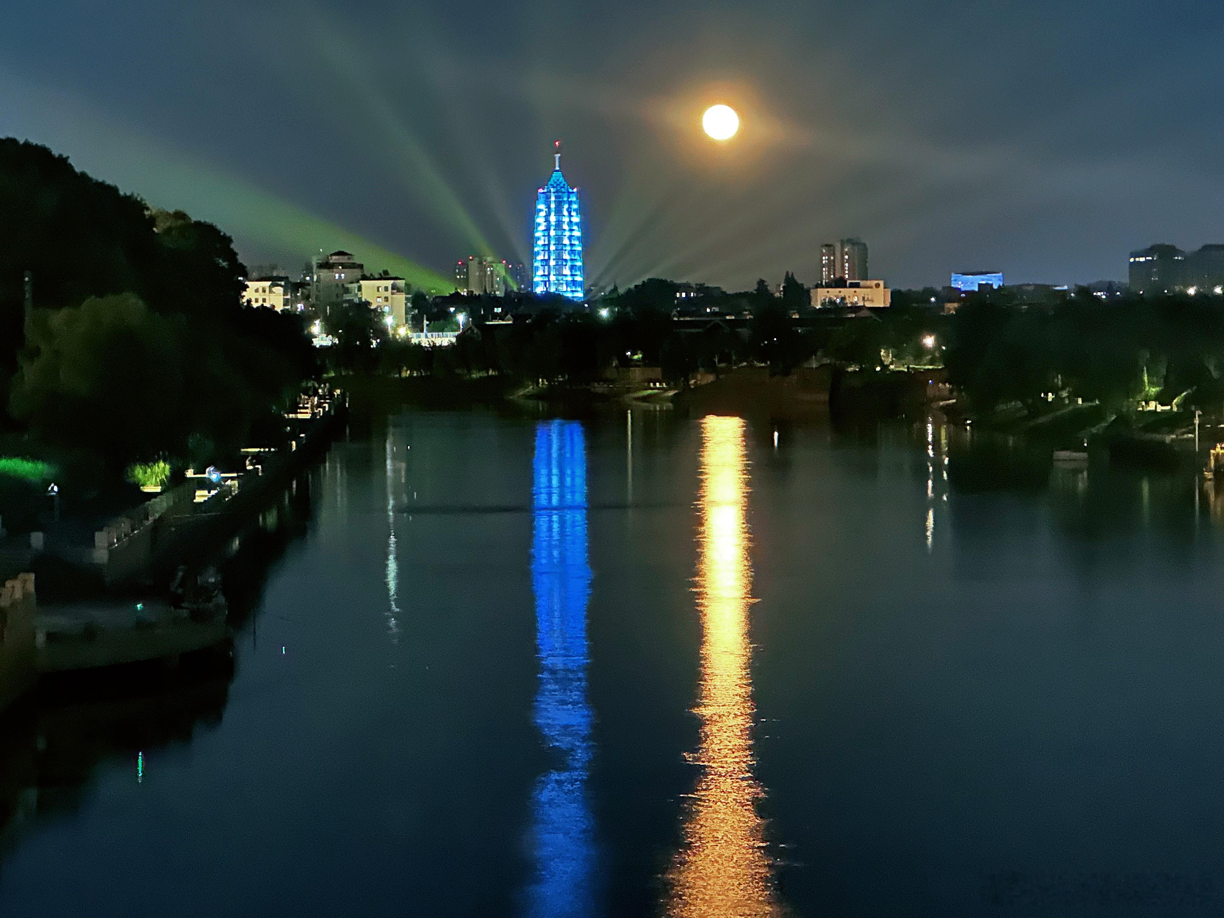 月光 倒影 大报恩寺 南京·秦淮风光带