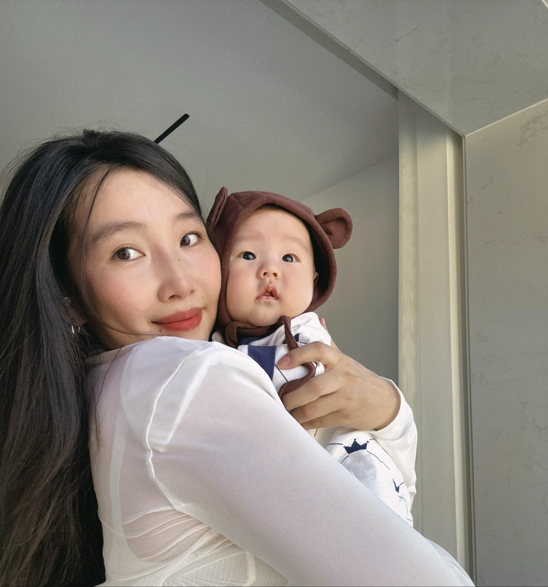 妈妈永远比任何人多爱你十个月❤️ 当了小孩妈👩🏻‍🍼 才知道记录...