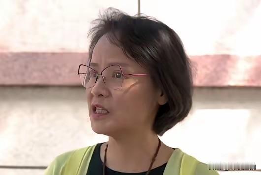 台湾省中学语文教师区桂芝在孙文学校演讲中激昂发言：“中国国民党不是美国的国民党，