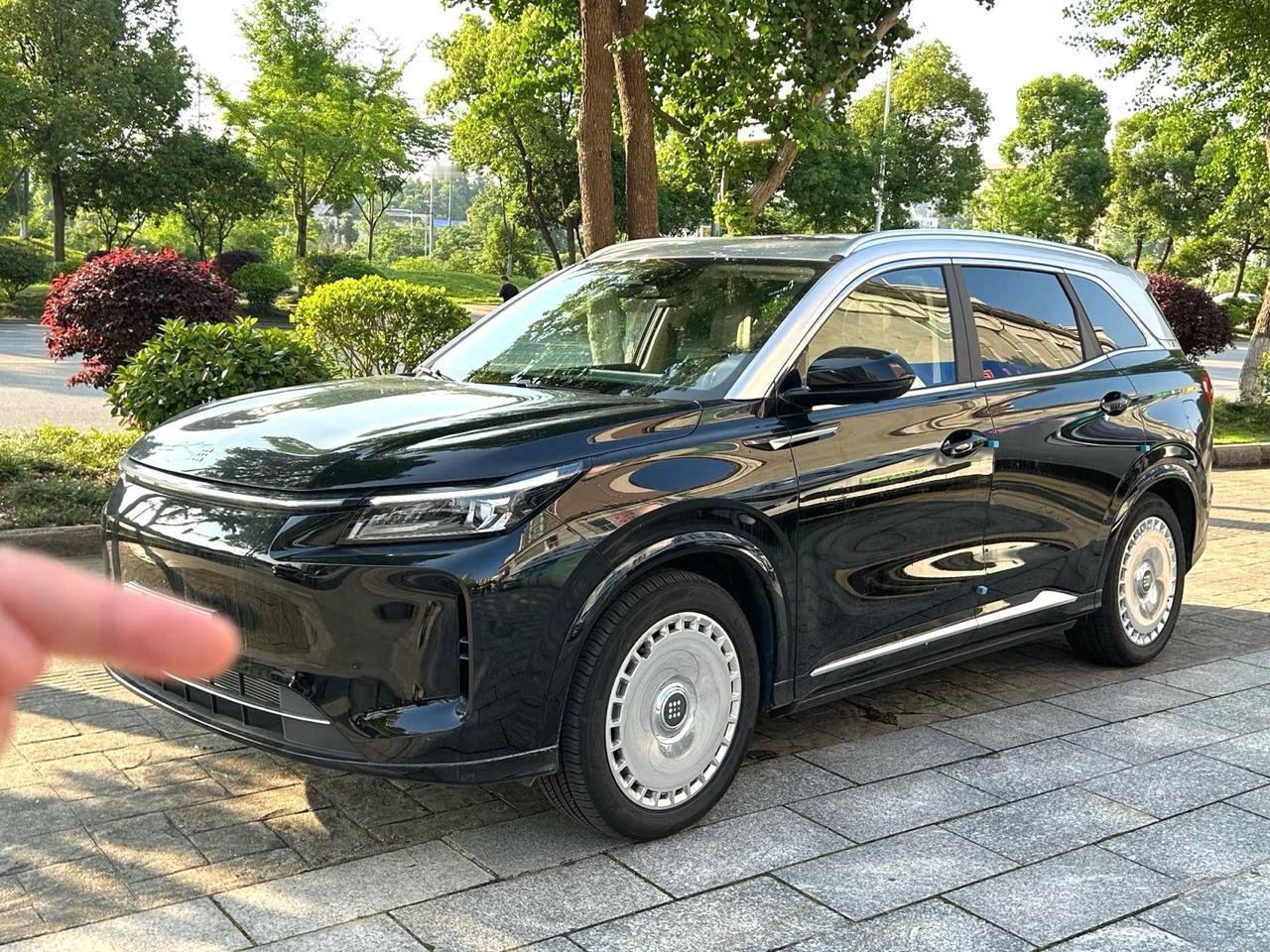 蓝电 2026款 蓝电E5 PLUS 1.5 无级 标准续航 四驱性能版Ultr