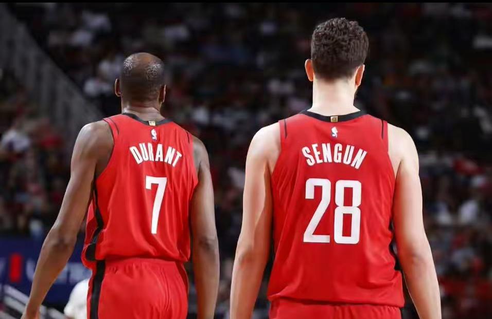 太扎心了，火箭108-110加时惜败森林狼，一战打出了2个无可争议的事实！
 