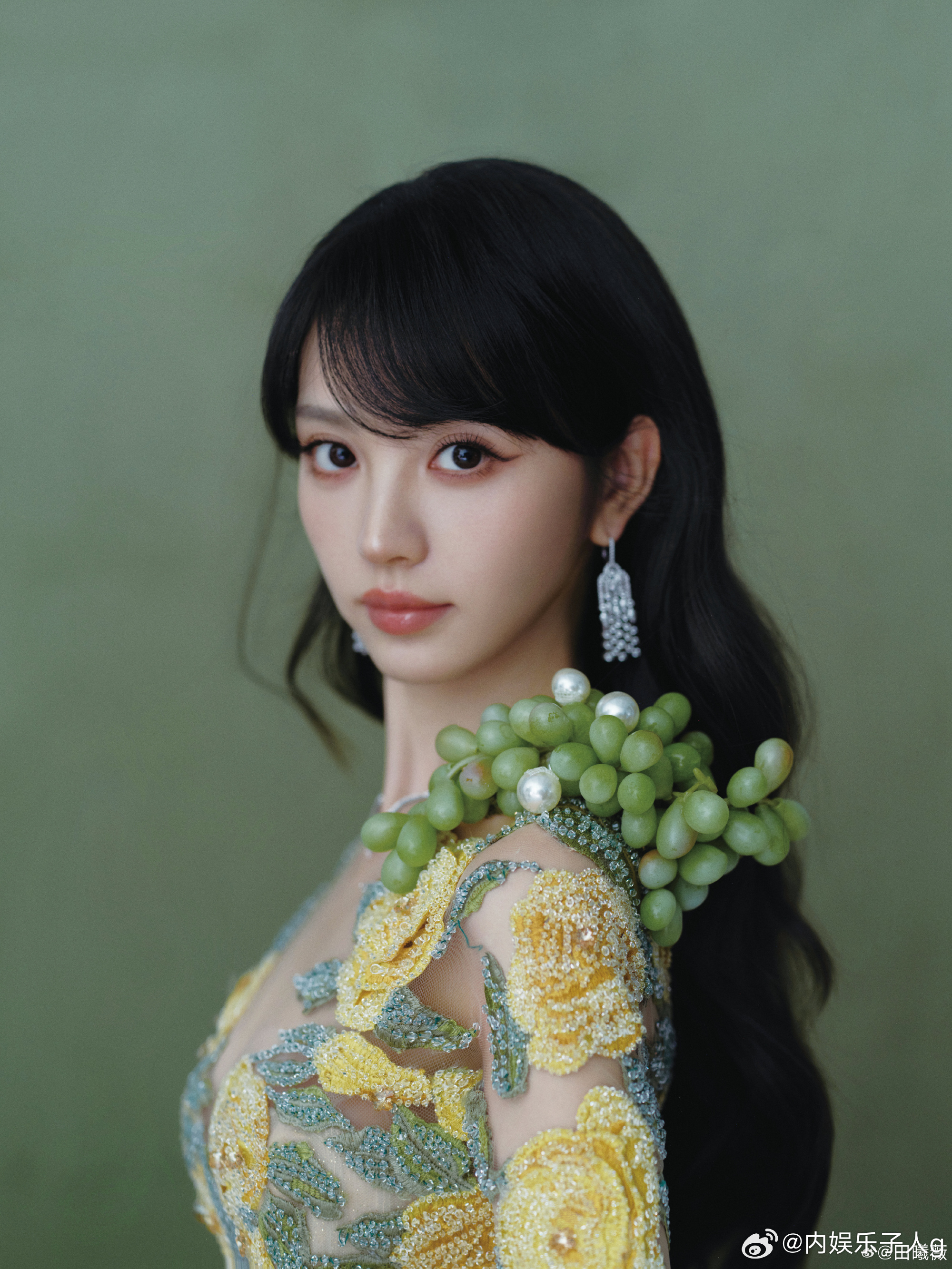 田曦薇 花仙子级别的[彩虹屁] 美貌稳定发挥[彩虹屁] VOGUE盛典百花齐放 