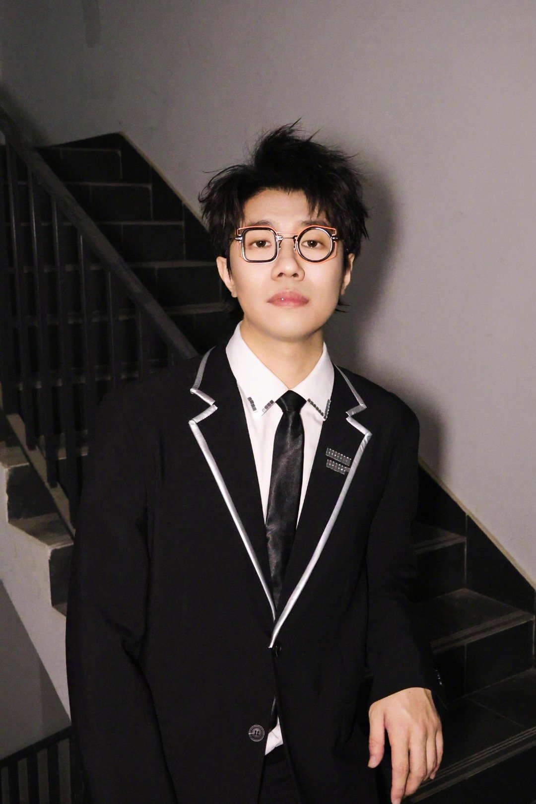 谁家晚会半小时官宣21位喜剧人 东方卫视用实力证明：春晚的尽头是喜剧！半小时集结