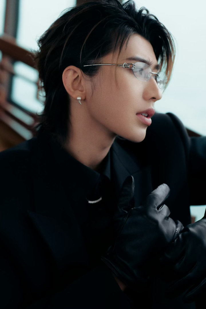 蔡徐坤2026世界巡演 被蔡徐坤暖到！巡演理念“你快乐我就快乐”，为了舞台效果早