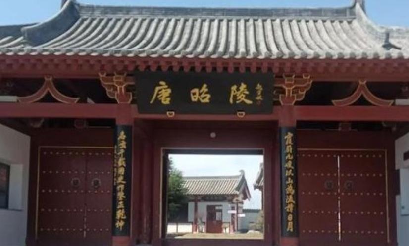 这波“唐朝不存在”的歪风，纯属脑子有病。

一堆文献典籍、敦煌文书、域外史料、考