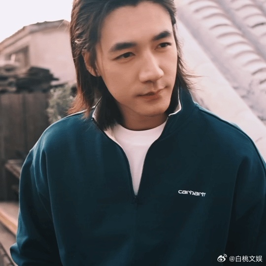 此沙淡淡的人机感此沙弹簧比心高叶此沙新片花花女子杀青 此沙《花花女子》杀青记录，