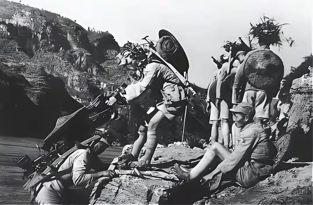 1938年，陕军伏击了日军一辆卡车。早先，陕军接到情报说，有辆日军运输车路过防区