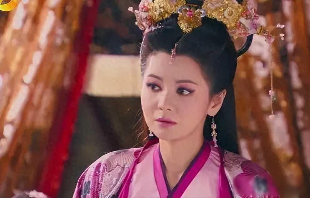 母亲嫌儿子太丑扔地上，被尼姑领养后，结果成就千古一帝
隋文帝杨坚出生那年夏天，陕
