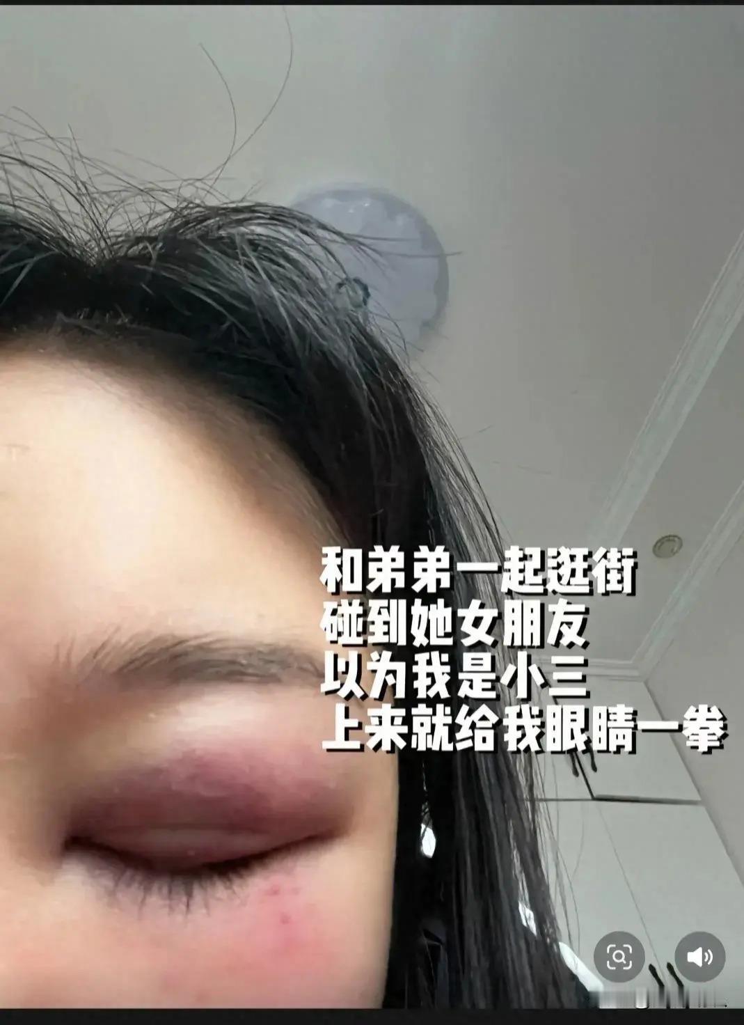 在这个充满变数的世界里，人们的情绪就像是一股无形的力量，它既能推动我们向前，也能