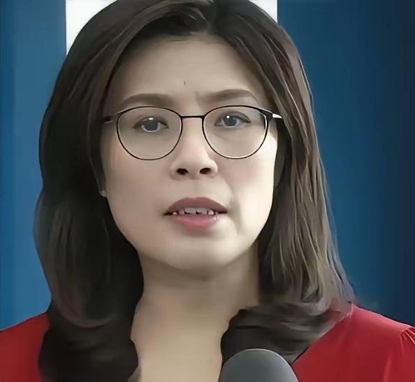 郑丽文的和平之路障碍重重，党内的不团结让她举步维艰。而党内绊子更让她如履薄冰。