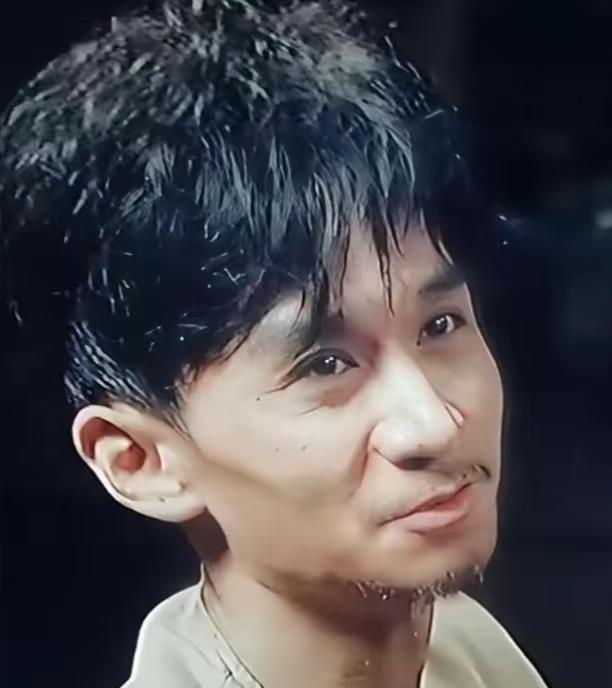 一个不起眼的叛徒，毁掉了1800条生命
你听说过翁连旺吗？这个名字在历史的长河里