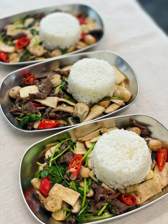 吃个干净漂亮饭|菌菇牛肉盖饭🍛