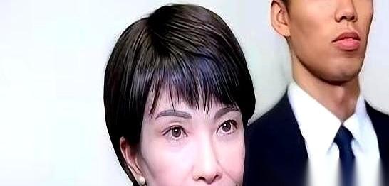不得不佩服日本政客的语言艺术。外面制裁、游客不来、水产卖不掉，到了他们嘴里，全成