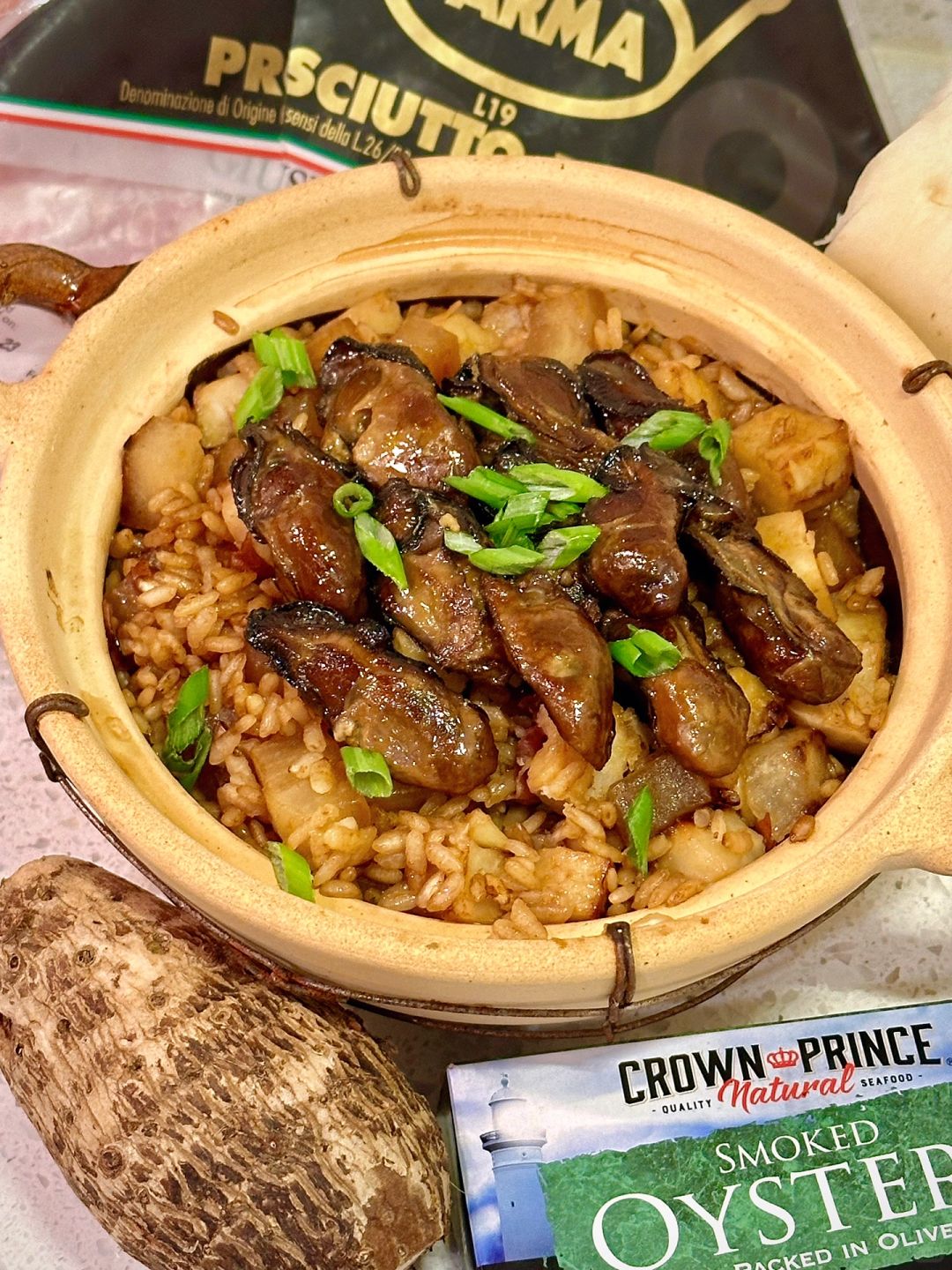 复刻新荣记🍚蚝仔腊味芋头萝卜焖饭🍲