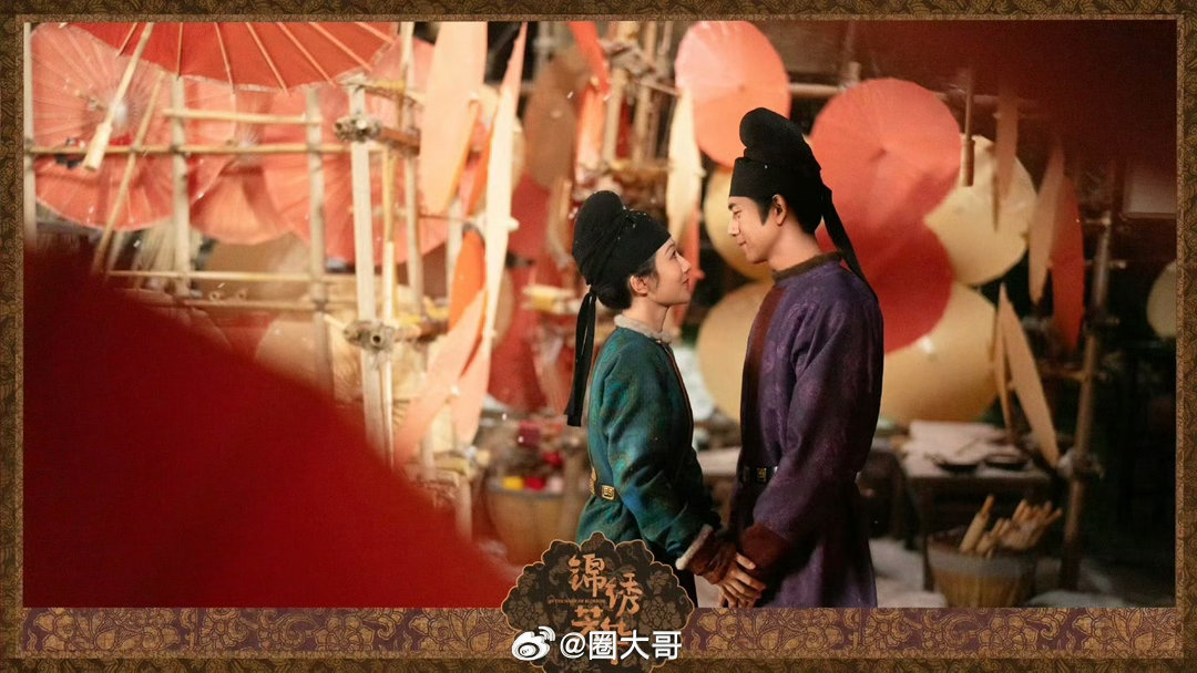 杨紫李现国色芳华登芒果华策双财报这才是扛剧女王的号召力和含金量啊，杨紫李现主演的