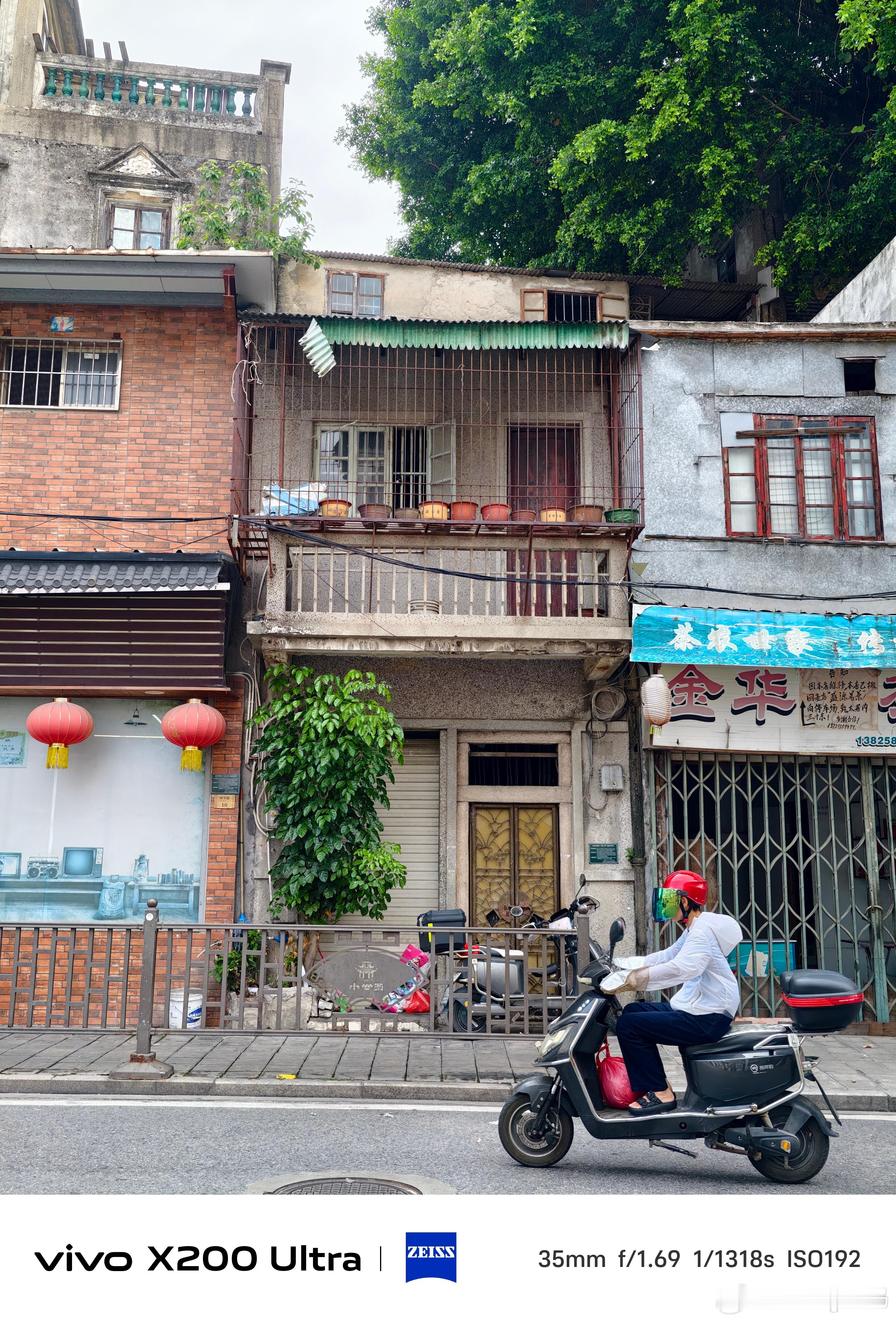 27岁存款30万从体制内辞职了有一定的存款还是会更有底气的趁27岁多出去看看世界
